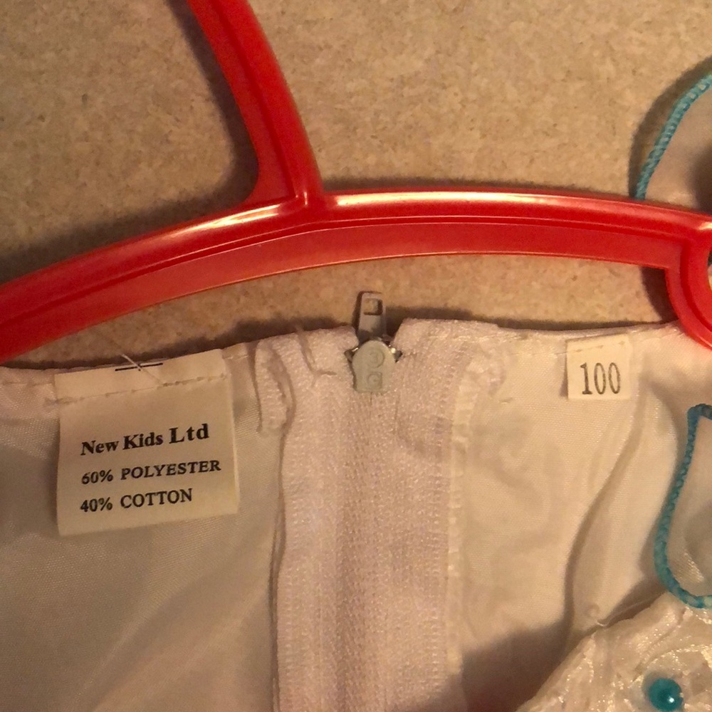 Little Girl’s Dress - Picture 5 of 5